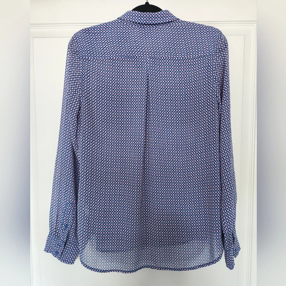 Bold Patterned Button-Up Blouse - Picture 5 of 7